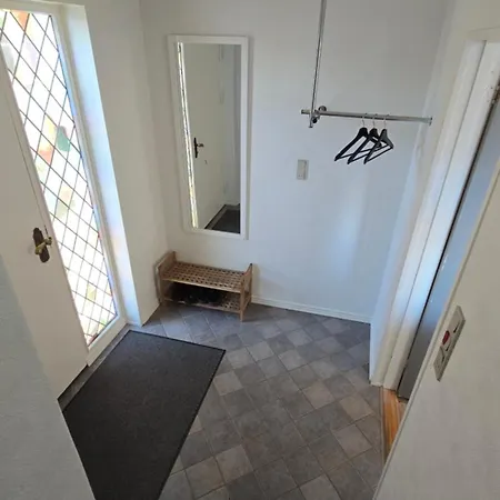 Hébergement de vacances Bright Townhouse With Garden & Terrace *